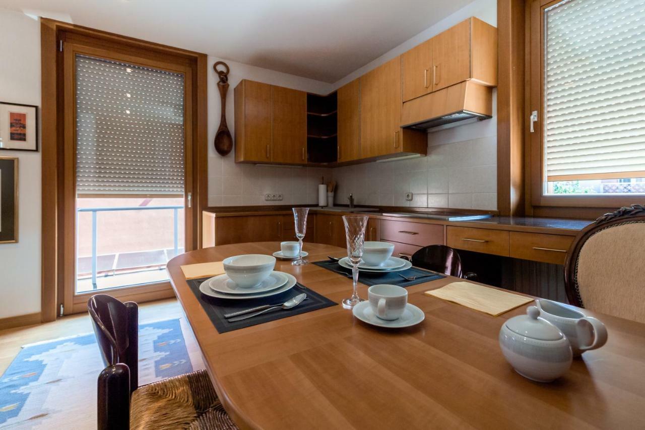 Rozna Dolina Apartment Ljubljana Buitenkant foto